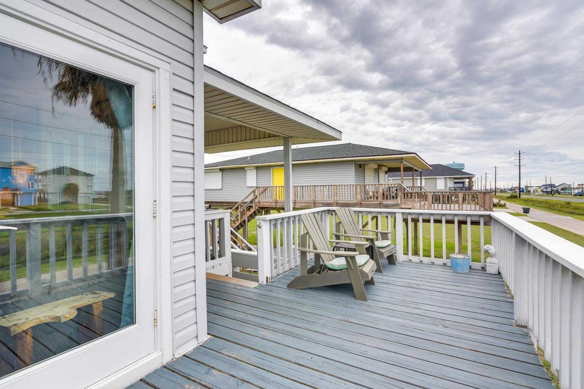 Pet-Friendly Terramar Beach Haven With Pool Access Галвестън Екстериор снимка